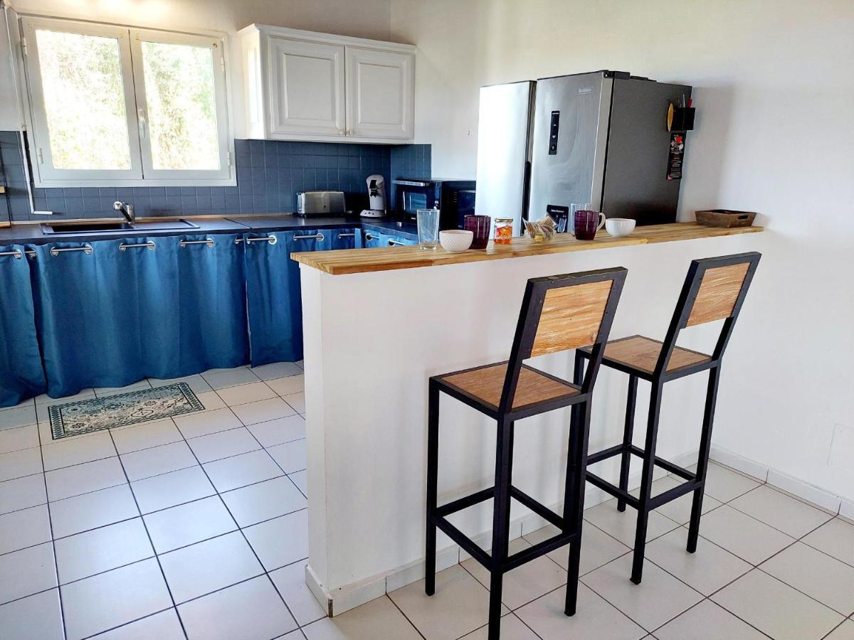 Les Cles D'Emakeys Apartamento Sainte-Anne  Exterior foto