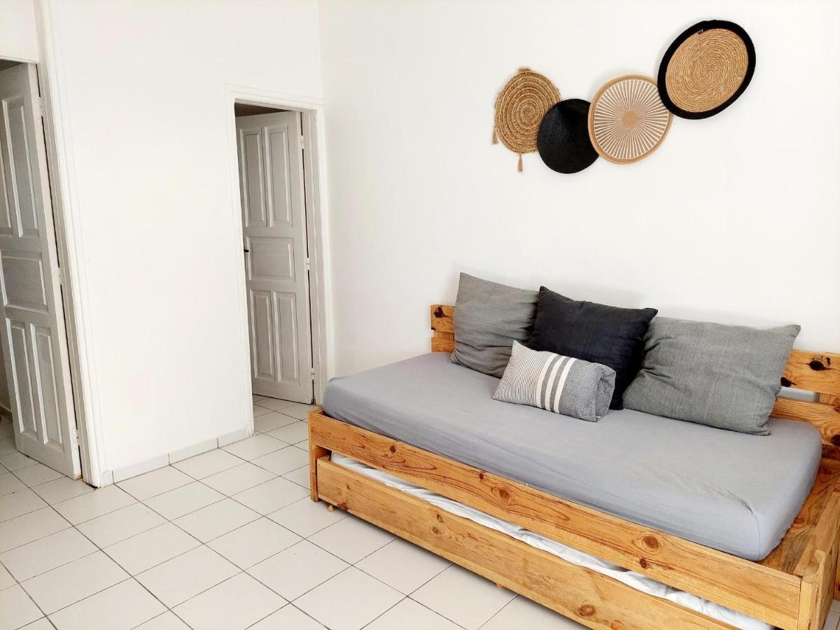 Les Cles D'Emakeys Apartamento Sainte-Anne  Exterior foto